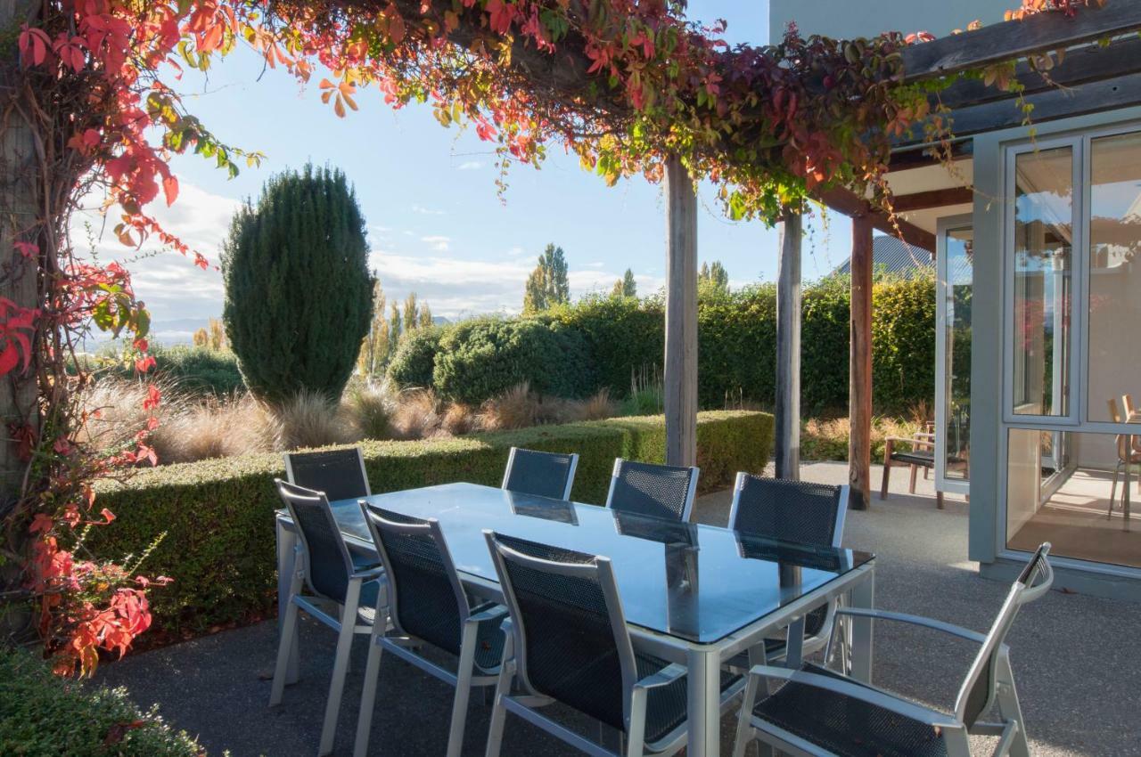 Sunrise Sanctuary Villa Wanaka Exterior photo