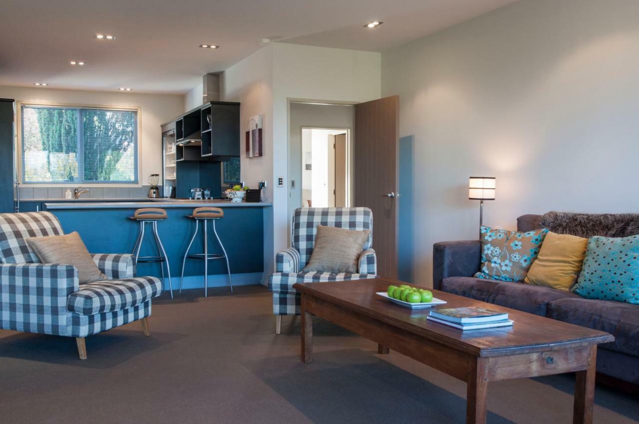Sunrise Sanctuary Villa Wanaka Exterior photo