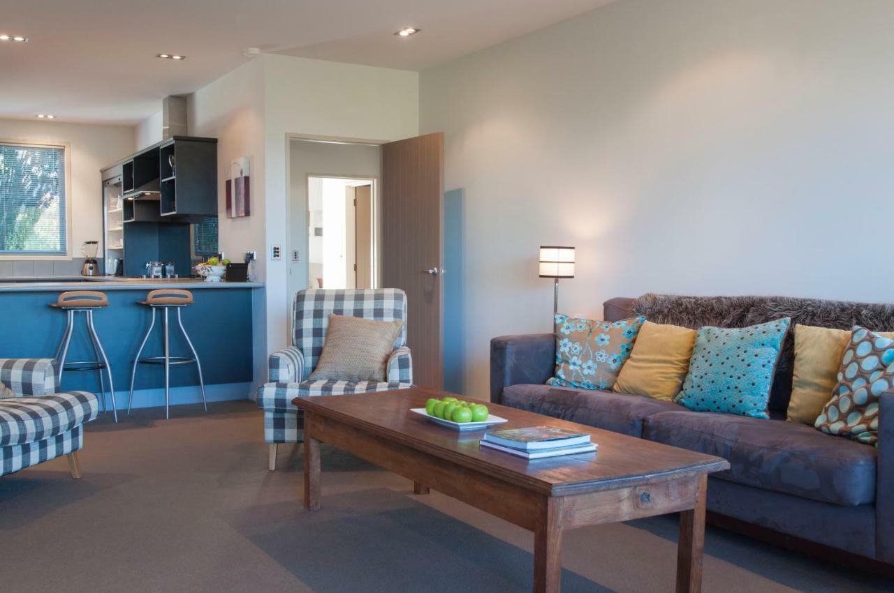 Sunrise Sanctuary Villa Wanaka Exterior photo